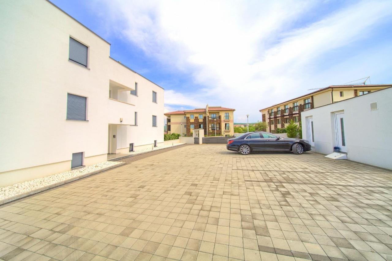 Appartamento Casa Bella Lux Malinska Esterno foto